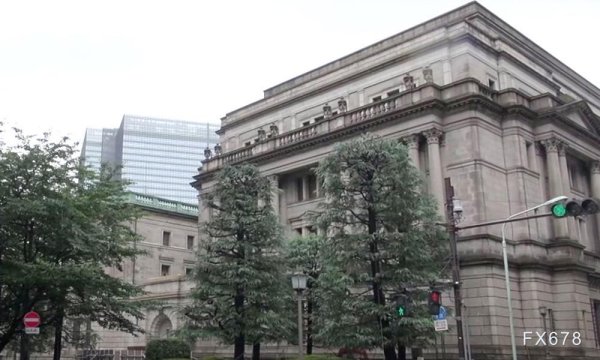 盈富配资 日本央行紧急拉响警报！美国关税风暴恐重创日本经济