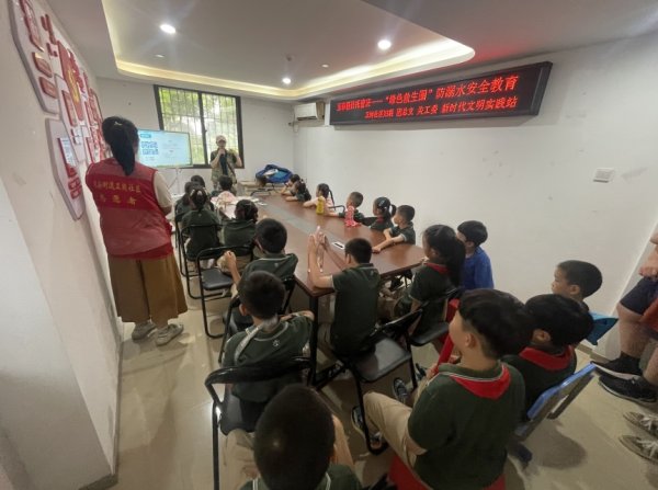 趣炒股 合肥市包河区同安街道：卫岗社区五彩假日托管班开班啦_大皖新闻 | 安徽网