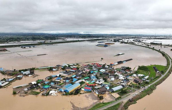 鹰眼策略 韩国多地遭遇破纪录暴雨，已致4人死亡